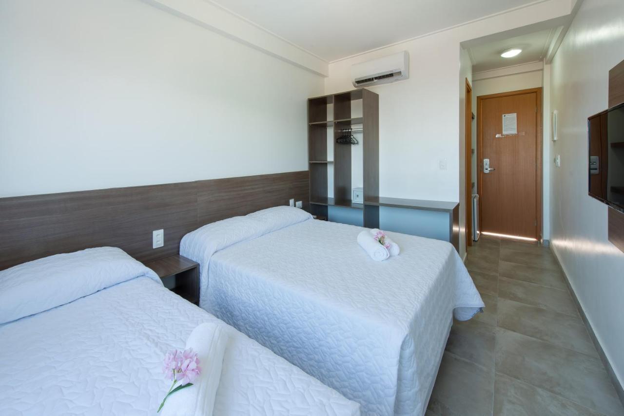 Vivenda Dos Arrecifes Hotel ปอร์โต จิ กาลินญาส ภายนอก รูปภาพ